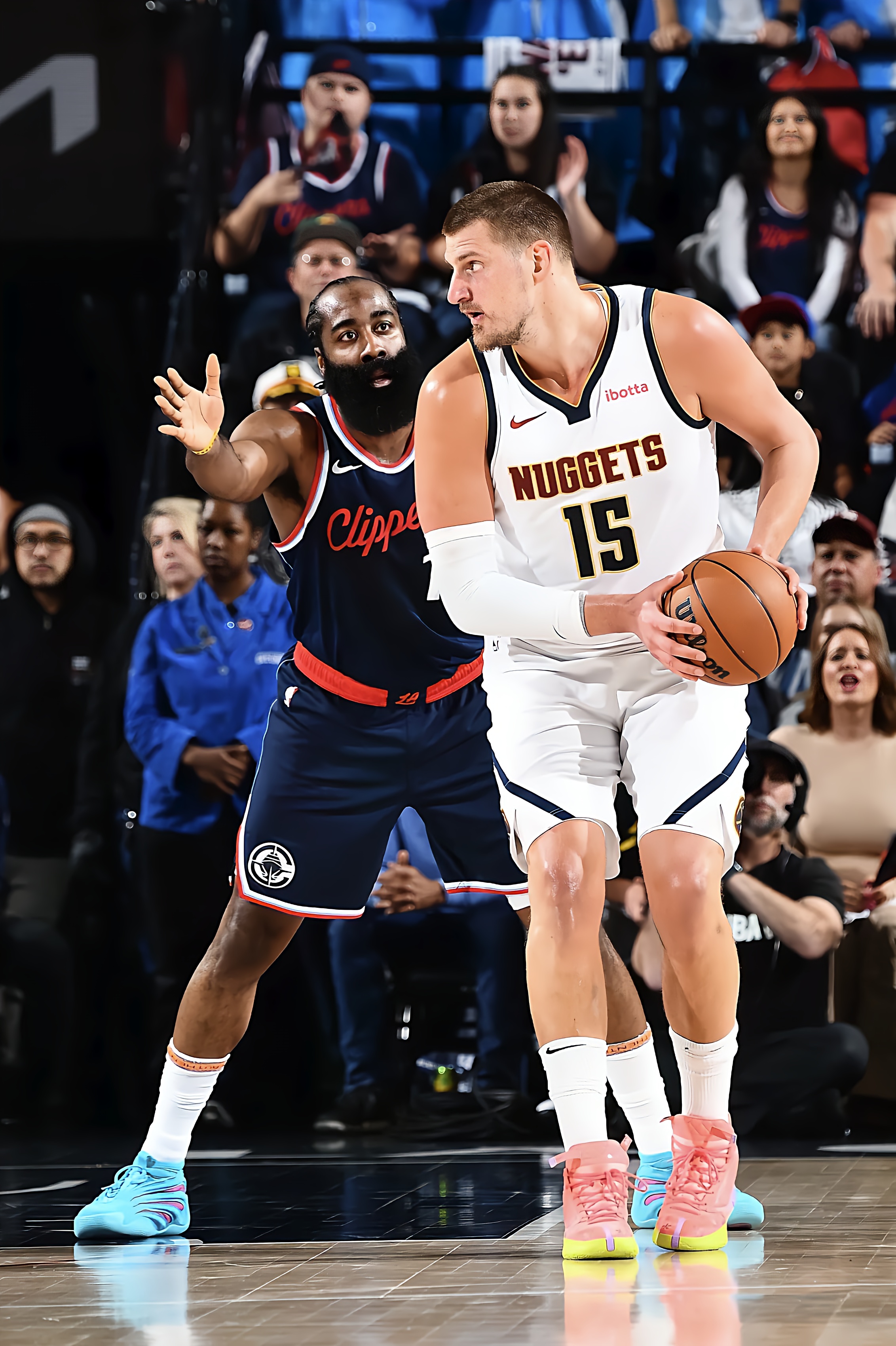 乐鱼体育娱乐-包含这也行？山东男篮手感冰凉备战NBA季后赛今夜巴黎圣日耳曼豪取连胜，克里夫兰骑士队长鼓劲的词条